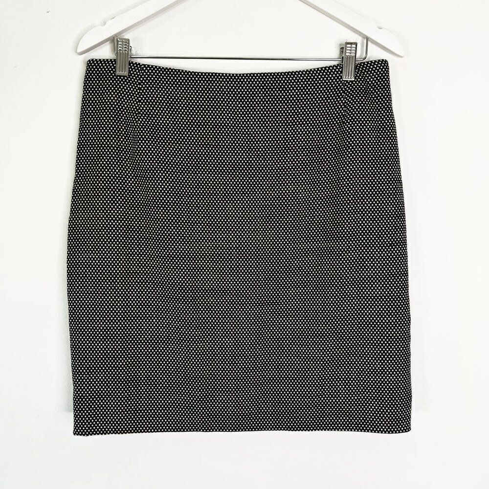 Akris Punto Black and White Wool Blend Polka Dot Knee Length Skirt